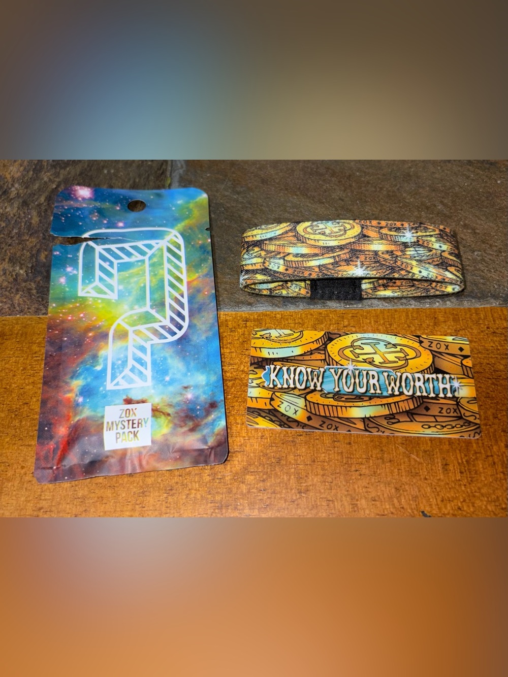 ZOX 05928 - “Know Your Worth”